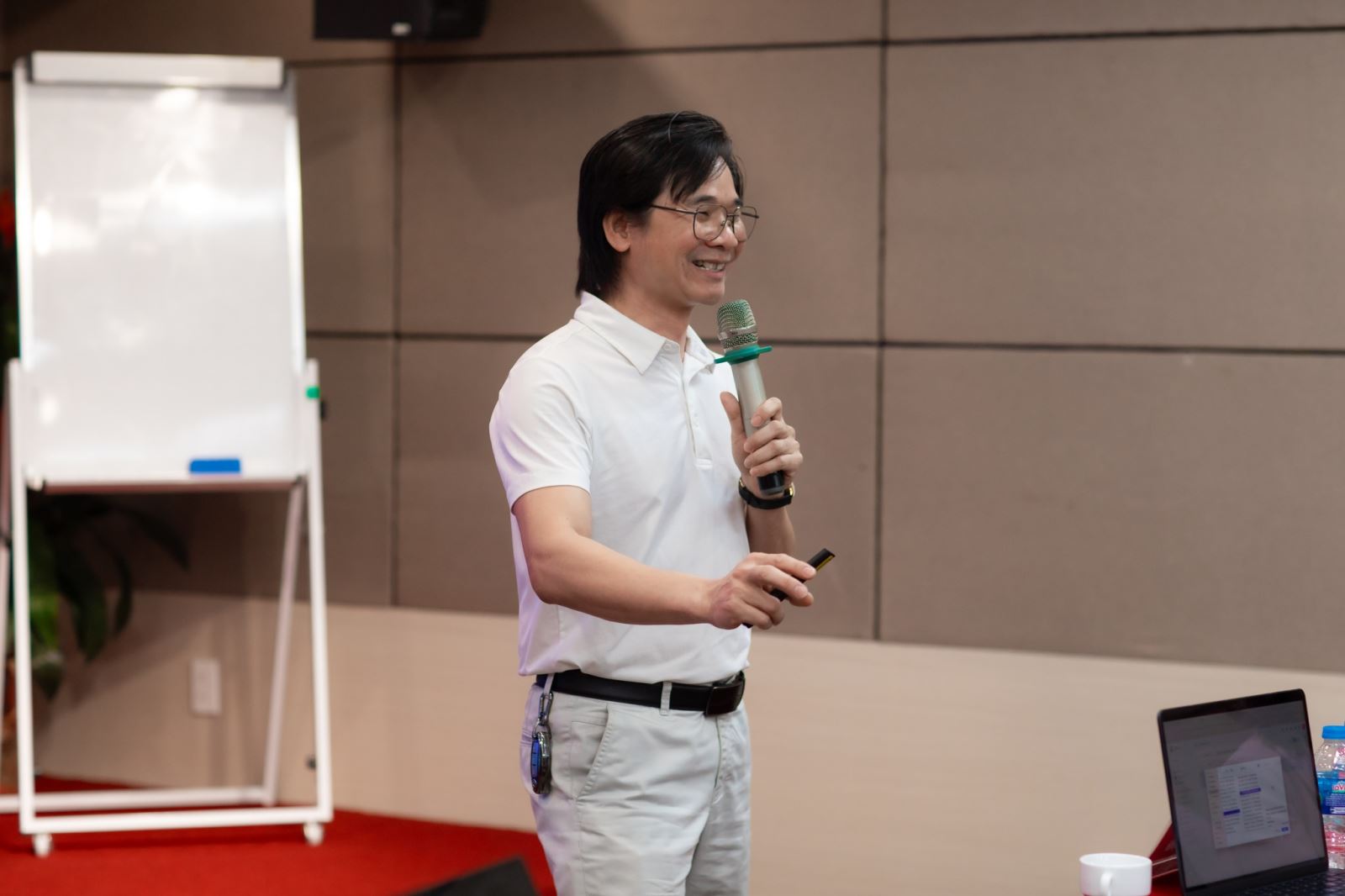 ĐỪNG HỌC TÍNH NĂNG A.I HÃY HỌC TƯ DUY (2)