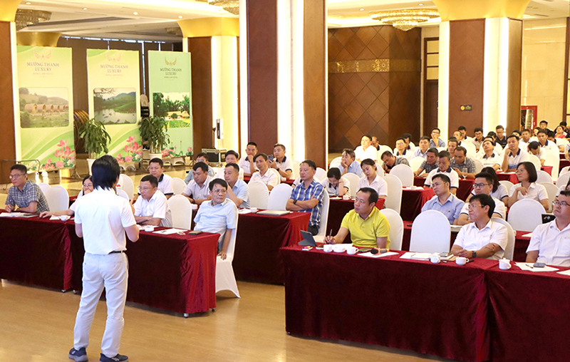 CTO Tuân Nguyễn chia sẻ ứng dụng AI Agent trong đào tạo tại Công ty CP Xi măng VICEM Hoàng Mai